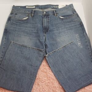 COPY - Men GAP relaxed straight leg Jean's NWT